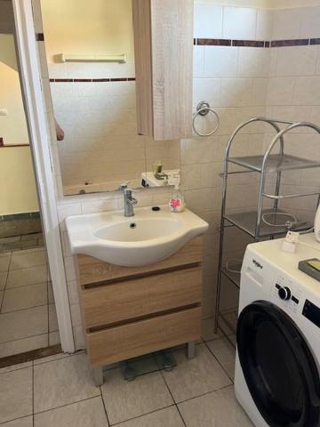 Appartement Dyta1 Apartman à Hajdúszoboszló Extérieur photo